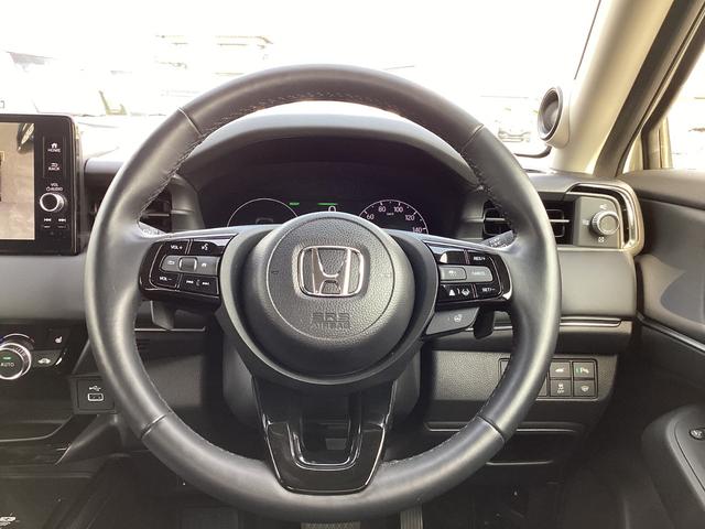 ヴェゼル e:HEVZ HONDACONNECTナビゲーション ETC ドライブレコーダー ブラインドスポットインフォメーション 後退出庫サポート 運転席助手席シートヒーター ハンズフリーアクセスパワーテールゲート AUX(25枚目)
