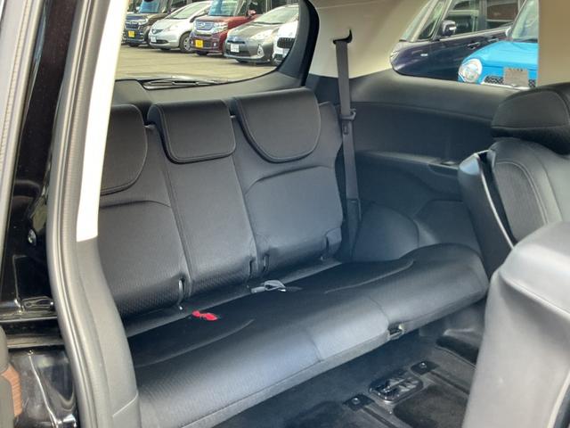 オデッセイハイブリッド ｅ：ＨＥＶアブソルート・ＥＸ　１０インチナビＴＶ・マルチビューカメラ・リア席モニター・前後ドライブレコーダー・Ｂｌｕｅｔｏｏｔｈ・オットマン・ワンオーナー車　電動Ｒゲート　ＬＥＤライト　両側ＰＳＤ　パワ－シ－ト　本革シート　イモビ（23枚目）