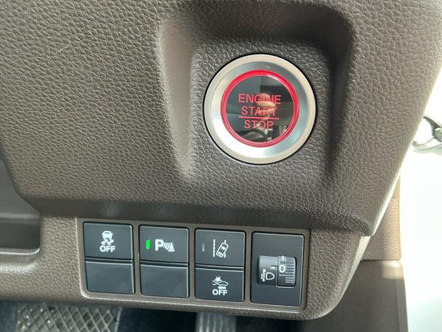 Ｎ－ＷＧＮ Ｇホンダセンシング　ディスプレイオーディオ・電子パーキング・ワンオーナー車　禁煙　１オーナ　イモビライザー　横滑り防止　エアコン　パワーウインドウ　キーレスエントリー　パワーステアリング　記録簿　両席エアバック　ＡＢＳ（9枚目）