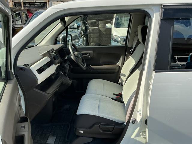 Ｎ－ＷＧＮ Ｇホンダセンシング　ディスプレイオーディオ・電子パーキング・ワンオーナー車　禁煙　１オーナ　イモビライザー　横滑り防止　エアコン　パワーウインドウ　キーレスエントリー　パワーステアリング　記録簿　両席エアバック　ＡＢＳ（12枚目）