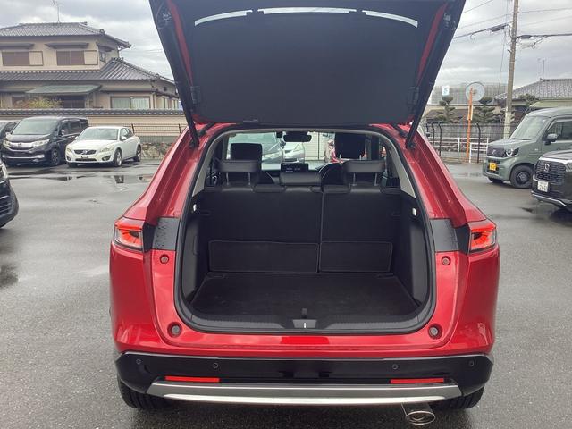 ヴェゼル ｅ：ＨＥＶＺ　純正９インチナビ　フルセグＴＶ　ＢＬＵＥＴＯＯＴ　前後ドラレコ　ビルトインＥＴＣ　ブラインドスポットインフォメーション　前席シートヒーター　ハンズフリーアクセスパワーテールゲート　ＬＥＤヘッドライト（23枚目）