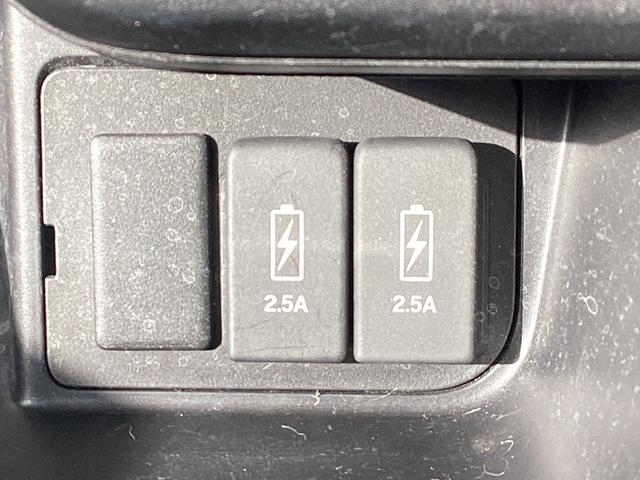 Ｎ－ＢＯＸカスタム Ｌ　ナビゲーション　ＥＴＣ　オートエアコン　両側パワースライドドア　運転席助手席シートヒーター　１４インチアルミホイール　オートリトラミラー　運転席助手席シートバックテーブル　両席電動スライドドア　禁煙（27枚目）