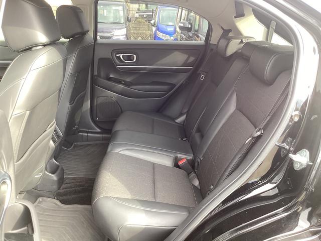 ヴェゼル e:HEVZ HONDACONNECTナビゲーション ETC2.0 ブラインドスポットインフォメーション 後退出庫サポート 運転席助手席シートヒーター ハンズフリーアクセスパワーテールゲート 18インチアルミホイ(19枚目)