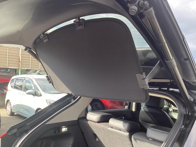 ヴェゼル e:HEVZ HONDACONNECTナビゲーション ETC2.0 ブラインドスポットインフォメーション 後退出庫サポート 運転席助手席シートヒーター ハンズフリーアクセスパワーテールゲート 18インチアルミホイ(22枚目)