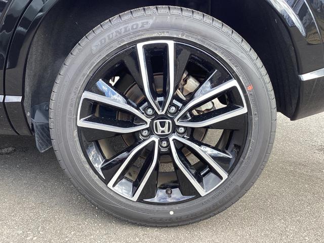 ヴェゼル e:HEVZ HONDACONNECTナビゲーション ETC2.0 ブラインドスポットインフォメーション 後退出庫サポート 運転席助手席シートヒーター ハンズフリーアクセスパワーテールゲート 18インチアルミホイ(35枚目)