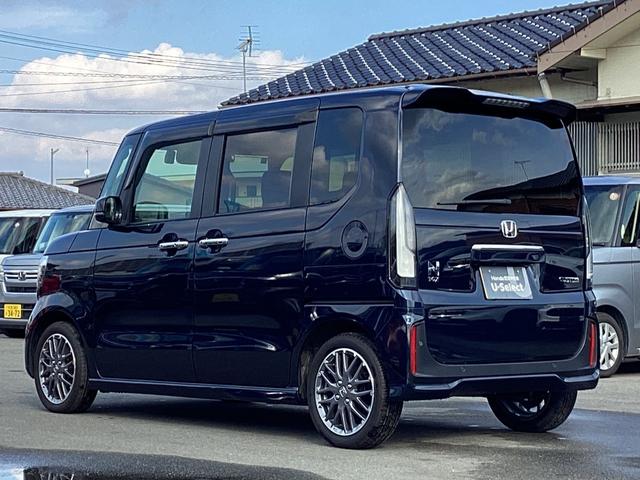 Ｎ－ＢＯＸカスタム ターボ　当社デモカー　ＨＯＮＤＡＣＯＮＮＥＣＴナビゲーション　地デジ　ドライブレコーダー前後　ＥＴＣ　両側パワースライドドア　運転席助手席シートヒーター　運転席助手席シートバックテーブル　オートエアコン　禁煙（9枚目）