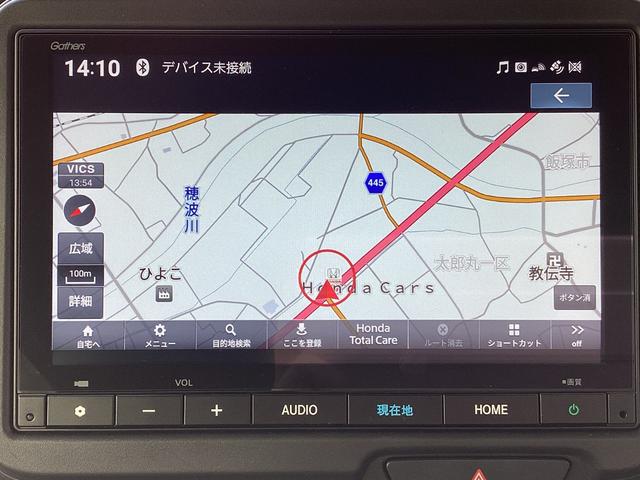 Ｎ－ＢＯＸカスタム ターボ　当社デモカー　ＨＯＮＤＡＣＯＮＮＥＣＴナビゲーション　地デジ　ドライブレコーダー前後　ＥＴＣ　両側パワースライドドア　運転席助手席シートヒーター　運転席助手席シートバックテーブル　オートエアコン　禁煙（11枚目）