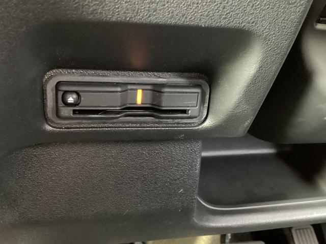 Ｎ－ＢＯＸカスタム ターボ　当社デモカー　ＨＯＮＤＡＣＯＮＮＥＣＴナビゲーション　地デジ　ドライブレコーダー前後　ＥＴＣ　両側パワースライドドア　運転席助手席シートヒーター　運転席助手席シートバックテーブル　オートエアコン　禁煙（18枚目）