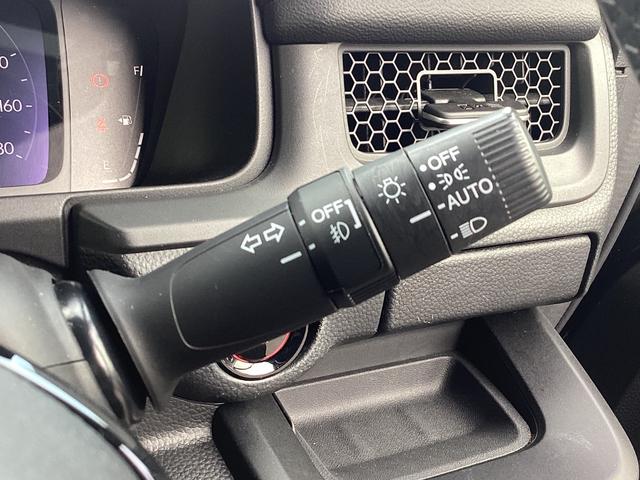 ステップワゴン スパーダ　サイドリフトアップ　福祉車両　１１インチナビ　後席モニター　フルセグ／ＣＤ／ＤＶＤ／ＢＬＵＥＴＯＯＴ／音楽録音　ＥＴＣ　ドラレコ前後　両側パワースライドドア　ブラインドスポット　パワーテールゲート（28枚目）