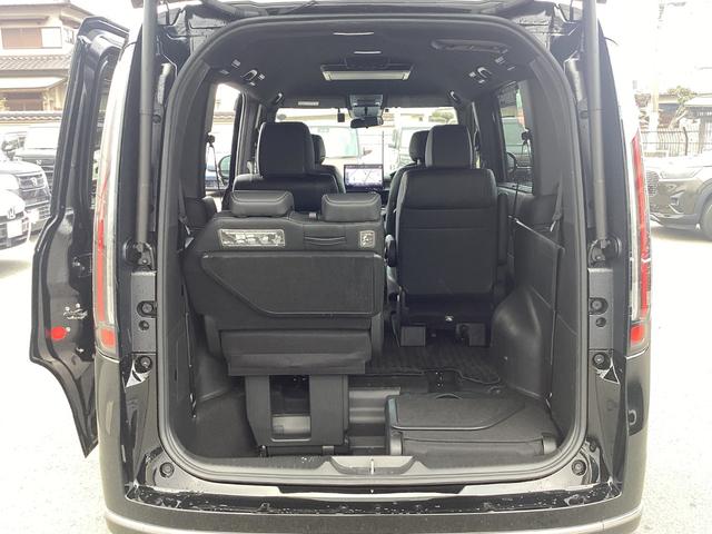 ステップワゴン スパーダ　サイドリフトアップ　福祉車両　１１インチナビ　後席モニター　フルセグ／ＣＤ／ＤＶＤ／ＢＬＵＥＴＯＯＴ／音楽録音　ＥＴＣ　ドラレコ前後　両側パワースライドドア　ブラインドスポット　パワーテールゲート（36枚目）