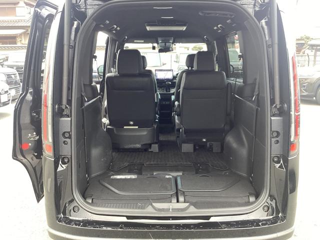 ステップワゴン スパーダ　サイドリフトアップ　福祉車両　１１インチナビ　後席モニター　フルセグ／ＣＤ／ＤＶＤ／ＢＬＵＥＴＯＯＴ／音楽録音　ＥＴＣ　ドラレコ前後　両側パワースライドドア　ブラインドスポット　パワーテールゲート（37枚目）