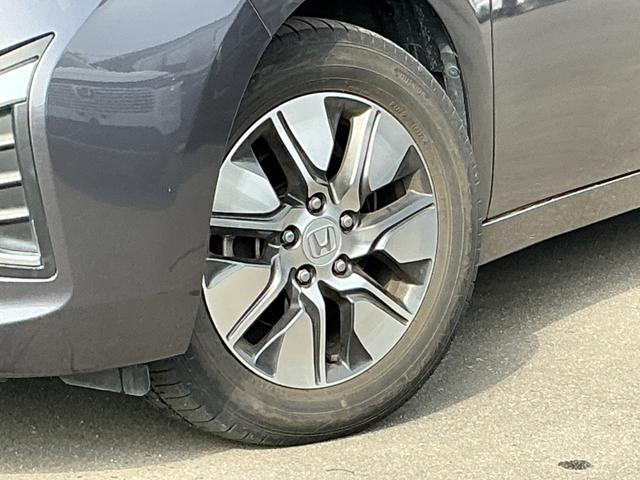 �y�A���~�z�C�[���z�f�U�C�������厖�ł����A�X�`�[���z�C���ɔ�׃A���~�͌y�ʂł��̂ŁA�R��⑖��ɂ��e�����܂��B