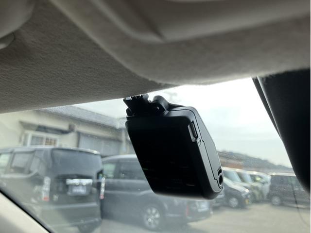 �h���C�u���R�[�_�[������f���Ɖ������L�^���Ă����h���C�u���R�[�_�[�́A���̂̍ۂɊm���ȏ؋��\�͂𔭊����Ă���܂��B