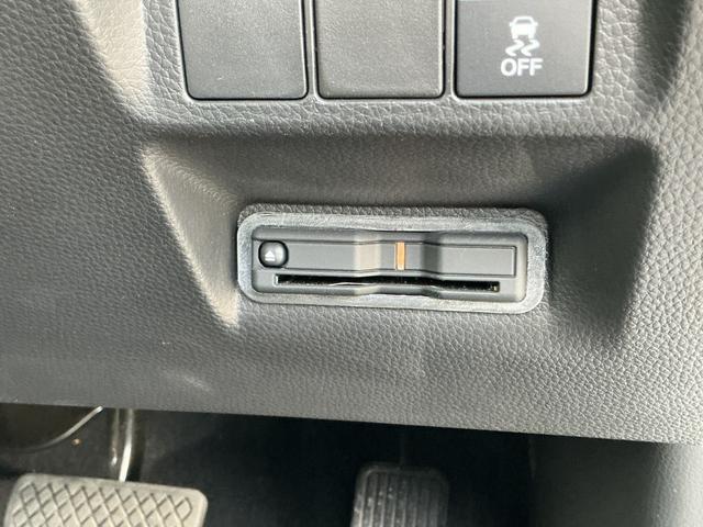 ステップワゴン e:HEVスパーダ HONDACONNECTナビゲーション フリップダウンリヤ席モニター ドラレコ前後 ETC ブラインドスポットインフォメーション パワーテールゲート 2列目オットマン 前列USBチャージャー スマキー(15枚目)