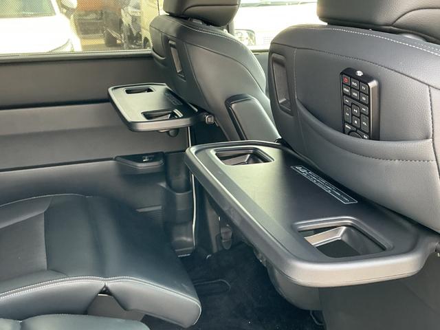 ステップワゴン e:HEVスパーダ HONDACONNECTナビゲーション フリップダウンリヤ席モニター ドラレコ前後 ETC ブラインドスポットインフォメーション パワーテールゲート 2列目オットマン 前列USBチャージャー スマキー(30枚目)