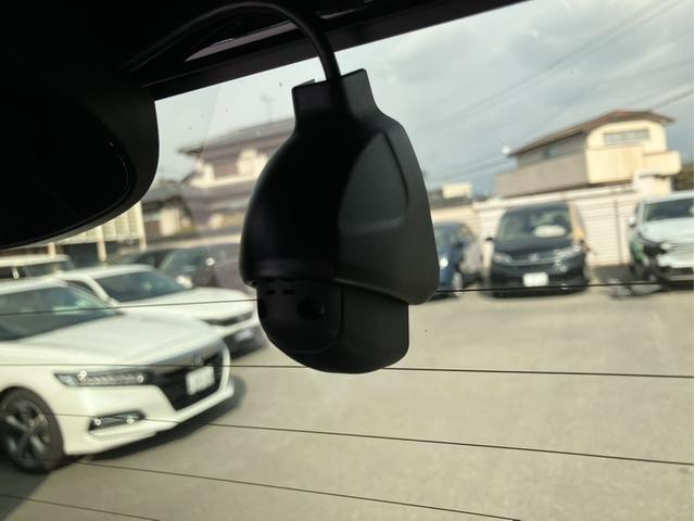 Ｎ－ＢＯＸカスタム Ｌターボスタイル＋ブラック　ナビゲーション　地デジ　ドラレコ前後　ＥＴＣ　アレルクリーンプラスシート　両側パワースライドドア　運転席助手席シートヒーター　運転席助手席シートバックテーブル　１５インチアルミホイール　シートＨ　禁煙（17枚目）