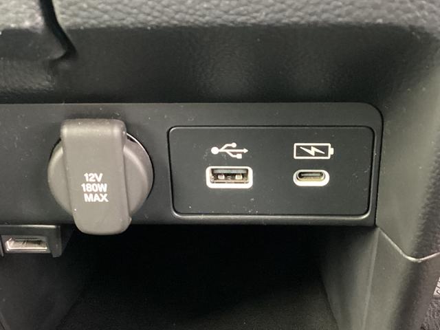 ステップワゴン e:HEVスパーダプレミアムライン 11.4インチナビ マルチビューカメラ 地デジ ETC ドラレコ前後 ブラインドスポットインフォメーション アダプティブドライビングビーム パワーテールゲート 2列目オットマン リアエアコン Bカメラ(40枚目)