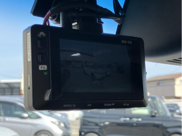 Ｎ－ＢＯＸカスタム Ｌターボ　純正ナビＴＶ・前後ドライブレコーダー・バックカメラ・ＣＤ／ＤＶＤ／ＢＬＵＥＴＯＯＴ／音楽録音・ワンオーナー車・前席シートヒーター・両側電動スライドドア・ターボ・ホンダセンシング　両側電動Ｄ　誤発信抑制（12枚目）