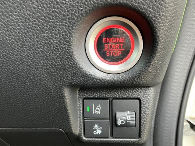 Ｎ－ＢＯＸカスタム Ｌターボ　純正ナビＴＶ・前後ドライブレコーダー・バックカメラ・ＣＤ／ＤＶＤ／ＢＬＵＥＴＯＯＴ／音楽録音・ワンオーナー車・前席シートヒーター・両側電動スライドドア・ターボ・ホンダセンシング　両側電動Ｄ　誤発信抑制（17枚目）