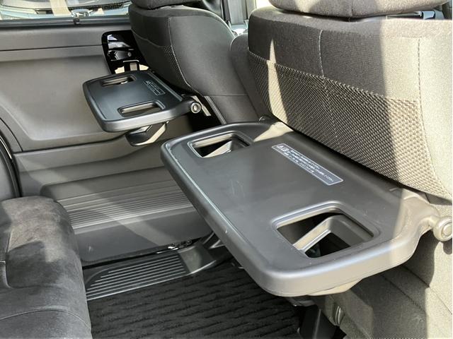 N-BOXカスタム L 当社レンタ・純正9インチインターナビTV・バックカメラ・ドライブレコーダー・CD/DVD/BLUETOOT/音楽録音・ETC・前席シートヒーター・ホンダセンシング・LEDヘッドライト・フォグ 禁煙(17枚目)