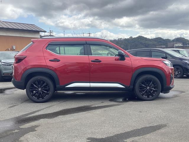 WR-V Z+ブラックスタイル 当社デモカー HONDACONNECTナビゲーション 地デジ ETC ドラレコ前後 LEDフォグランプ リアセンターアームレスト 17インチアルミホイール 電動格納ドアミラー ブルートゥース 禁煙車(4枚目)