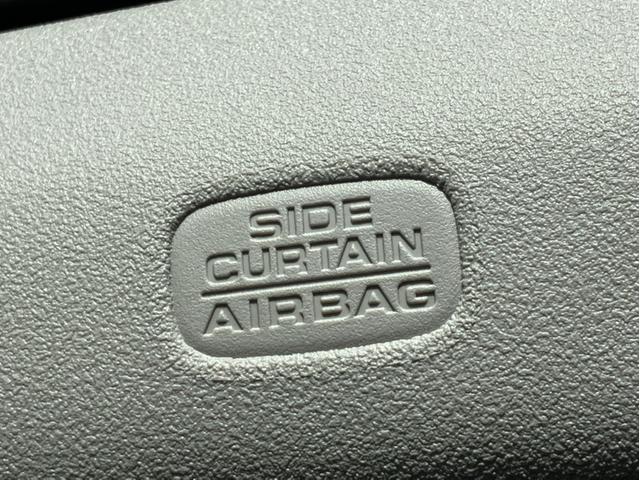 �������̎��ԂɁA�m���Ȕ������B���ʏՓˎ��A�Z���T�[���Ռ������m����ƃX�s�[�f�B�[�ɓW�J���A����ی쐫�\�����߂�G�A�o�b�O��S�^�C�v�W�������B