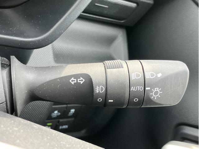 �I�[�g���C�g��