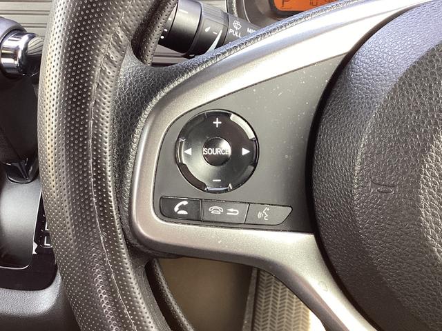 �X�e�A�����O�X�C�b�`�ł��I�i�r�Ȃǂ̉������������N���N�ł����c