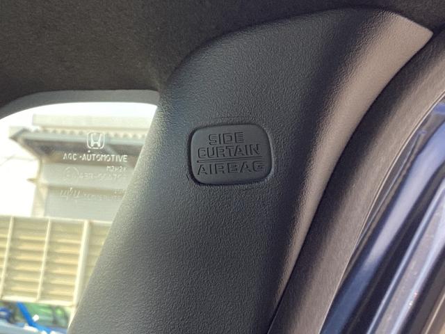 �������̎��ԂɁA�m���Ȕ������B���ʏՓˎ��A�Z���T�[���Ռ������m����ƃX�s�[�f�B�[�ɓW�J���A����ی쐫�\�����߂�G�A�o�b�O��S�^�C�v�W�������B