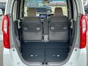 リア席を倒せば広々とした空間の出来上がり、荷物がたくさん載せられますよ。