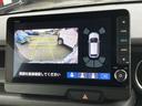 バックカメラ♪運転席から死角となりやすい部分も見えやすく車庫入れの苦手な方にも安心して駐車できます☆