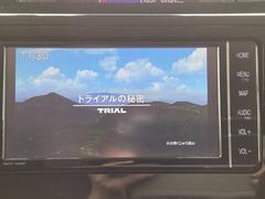 ＴＶ付きの車となっております。送迎時の待ち時間などとてもお役に立ちます。 6