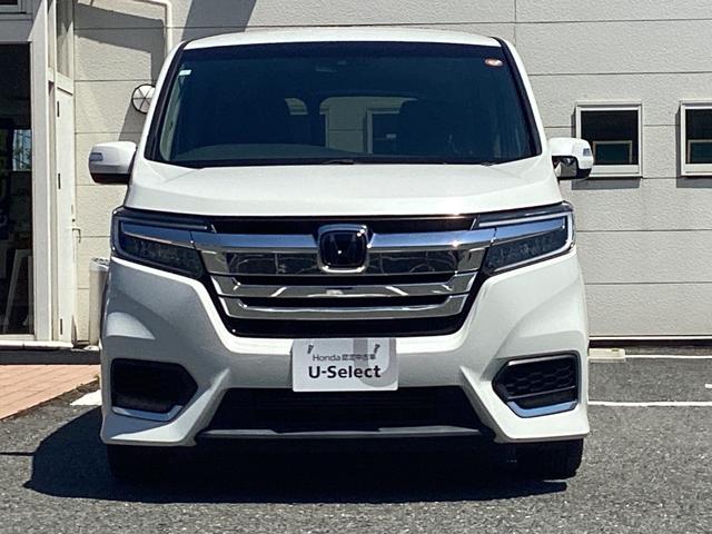 ステップワゴンスパーダ スパーダホンダセンシング　純正９インチナビＴＶ・フリップダウンモニター・Ｂｌｕｅｔｏｏｔｈ・バックカメラ・ワンオーナー車　盗難防止　助手席エアバッグ　ワンオーナ－　Ｗパワスラ　記録簿有　リアオートエアコン　地デジ　ＬＥＤライト（2枚目）