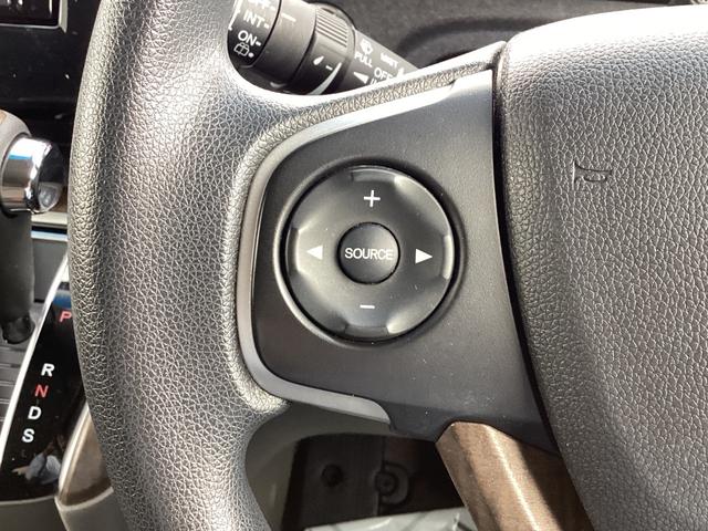 ステップワゴン Ｇ・ＥＸ　純正ナビＴＶ・ドライブレコーダー・Ｂｌｕｅｔｏｏｔｈ・バックカメラ・ワンオーナー車　両側パワードア　禁煙車　ＬＥＤヘッドライト　シ－トヒ－タ－　横滑り防止装置　ＤＶＤ再生可能　クルコン　ＡＢＳ　ＥＴＣ（12枚目）