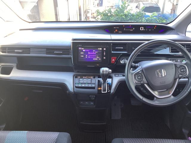 ステップワゴンスパーダ スパーダホンダセンシング 純正ナビTV・ドライブレコーダー・Bluetooth・バックカメラ・ワンオーナー車 盗難防止 助手席エアバッグ ワンオーナ- Wパワスラ 記録簿有 リアオートエアコン 地デジ サイドエアバッグ USB(4枚目)