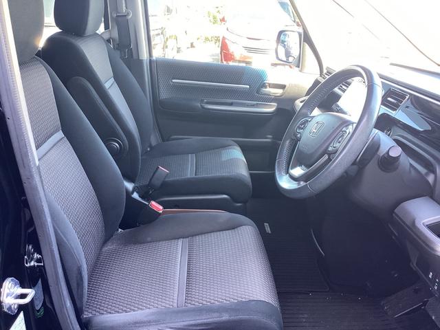 ステップワゴンスパーダ スパーダホンダセンシング 純正ナビTV・ドライブレコーダー・Bluetooth・バックカメラ・ワンオーナー車 盗難防止 助手席エアバッグ ワンオーナ- Wパワスラ 記録簿有 リアオートエアコン 地デジ サイドエアバッグ USB(16枚目)