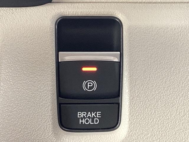 N-BOX ファッションスタイル 当社デモカー・純正8インチナビ・ドライブレコーダー・Bluetooth・バックカメラ・ワンオーナー車 禁煙 盗難防止装置 スマートキ USBポート LEDランプ ETC バックモニター 1オーナー(12枚目)