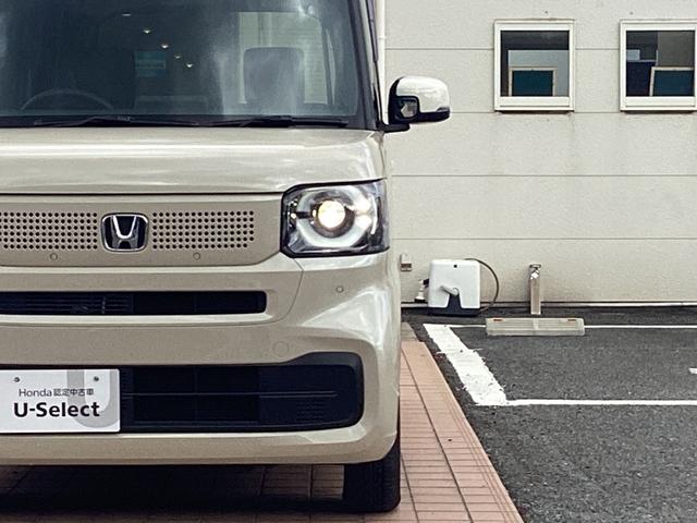 N-BOX ファッションスタイル 当社デモカー・純正8インチナビ・ドライブレコーダー・Bluetooth・バックカメラ・ワンオーナー車 禁煙 盗難防止装置 スマートキ USBポート LEDランプ ETC バックモニター 1オーナー(17枚目)