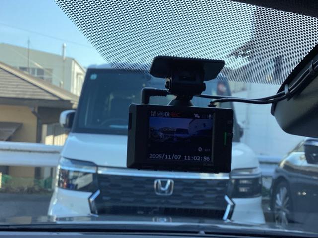 ドライブレコーダー装備♪映像と音声を記録してくれるドライブレコーダーは、事故の際に確かな証拠能力を発揮してくれます。