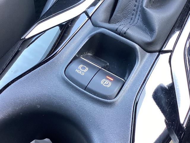 ブレーキホールド機能も装備しています