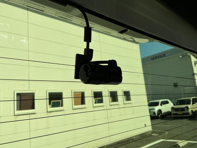 N-BOXカスタム ベースグレード 当社レンタ・純正8インチナビTV・前後ドライブレコーダー・Bluetooth・バックカメラ USB接続 CMBS Dレコ 禁煙 1オーナー ベンチシート オートエアコン スマートキ LED クルコン(11枚目)