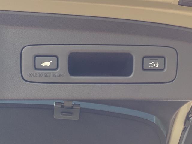 ヴェゼル ｅ：ＨＥＶＺ　純正ナビ・ドライブレコーダー・Ｂｌｕｅｔｏｏｔｈ・バックカメラ・ワンオーナー車　衝突回避支援ブレーキ機能　１オナ　スマキ　Ｐトランク　フルオートエアコン　Ｄレコ　エアバッグ　両席エアバック　Ｒカメ（18枚目）