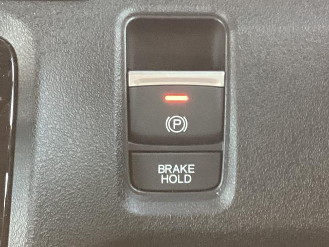 Ｎ－ＢＯＸカスタム ターボ　当社レンタ・純正９インチナビＴＶ・ドライブレコーダー・Ｂｌｕｅｔｏｏｔｈ・バックカメラ・ワンオーナー車　イモビライザー　１オナ　衝突被害軽減　禁煙　ベンチシート　キーフリー　ＥＳＣ　パワステ　ターボ車（16枚目）