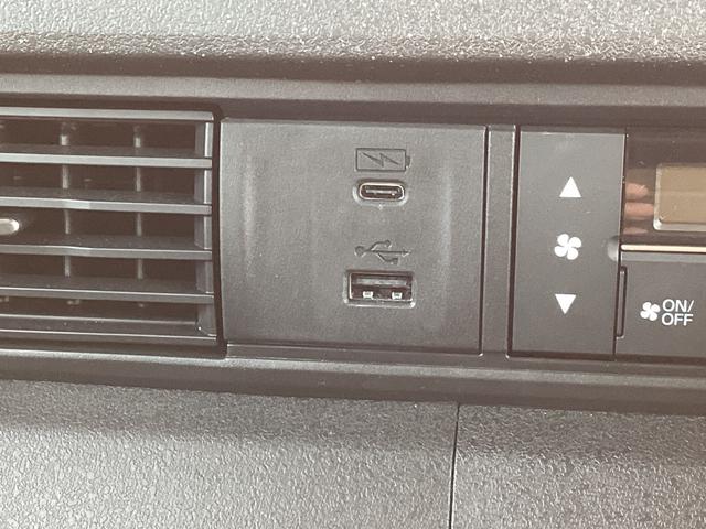 Ｎ－ＢＯＸカスタム ターボ　当社レンタ・純正９インチナビＴＶ・ドライブレコーダー・Ｂｌｕｅｔｏｏｔｈ・バックカメラ・ワンオーナー車　イモビライザー　１オナ　衝突被害軽減　禁煙　ベンチシート　キーフリー　ＥＳＣ　パワステ　ターボ車（17枚目）