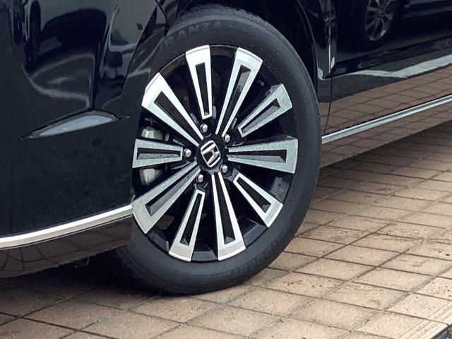 ステップワゴン ｅ：ＨＥＶスパーダプレミアムライン　純正９インチコネクトナビ・フリップダウンモニター・前後ドライブレコーダー・ワンオーナー車　マルチカメラ　Ｐテールゲート　両側自動ドア　Ｆセグ　ＵＳＢ接続　クルーズＣ　助手席エアバッグ　スマートＫ　禁煙（31枚目）