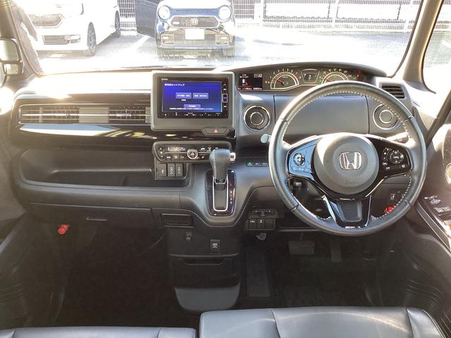 Ｎ－ＢＯＸカスタム Ｌターボ　純正ナビＴＶ・ドライブレコーダー・Ｂｌｕｅｔｏｏｔｈ・バックカメラ・ワンオーナー車　地デジチューナー　衝突軽減ブレーキサポート　ＬＥＤヘッドライ　１オーナー　禁煙　アイドリングＳ　ターボエンジン　ＰＳ（4枚目）
