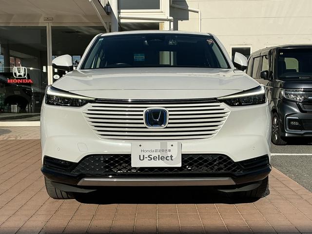 ヴェゼル ｅ：ＨＥＶＺ　純正９インチナビＴＶ・前後ドライブレコーダー・Ｂｌｕｅｔｏｏｔｈ・バックカメラ・ワンオーナー車　衝突回避支援ブレーキ機能　１オナ　スマキ　フルオートエアコン　Ｄレコ　エアバッグ　両席エアバック　Ｒカメ（2枚目）