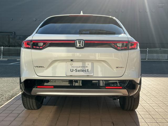 ヴェゼル ｅ：ＨＥＶＺ　純正９インチナビＴＶ・前後ドライブレコーダー・Ｂｌｕｅｔｏｏｔｈ・バックカメラ・ワンオーナー車　衝突回避支援ブレーキ機能　１オナ　スマキ　フルオートエアコン　Ｄレコ　エアバッグ　両席エアバック　Ｒカメ（29枚目）