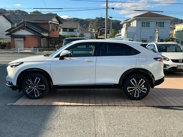 ヴェゼル ｅ：ＨＥＶＺ　純正９インチナビＴＶ・前後ドライブレコーダー・Ｂｌｕｅｔｏｏｔｈ・バックカメラ・ワンオーナー車　衝突回避支援ブレーキ機能　１オナ　スマキ　フルオートエアコン　Ｄレコ　エアバッグ　両席エアバック　Ｒカメ（30枚目）