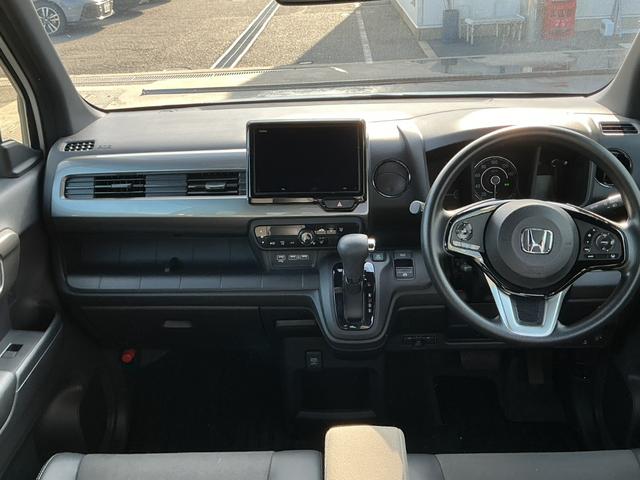 Ｎ－ＷＧＮ Ｌスタイル＋ビター　当社デモカー・純正８インチディスプレイオーディオ・ドライブレコーダー・Ｂｌｕｅｔｏｏｔｈ・バックカメラ　ＥＴＣ付き　スマートキ　サイドエアバック　ＵＳＢ　バックモニター　被害軽減ブレーキ　禁煙車（4枚目）